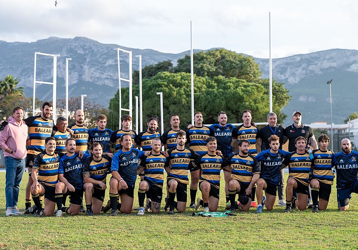 El equipo senior de los Denia Barbarians
