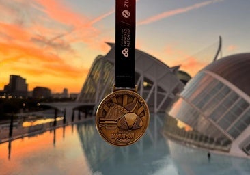 El Maratón de Valencia presenta su medalla para los finishers de este 2025