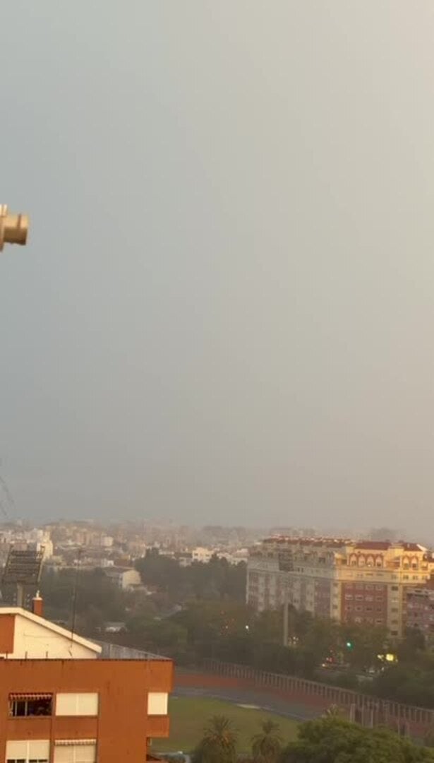 Los rayos caen con fuerza sobre Valencia este lunes