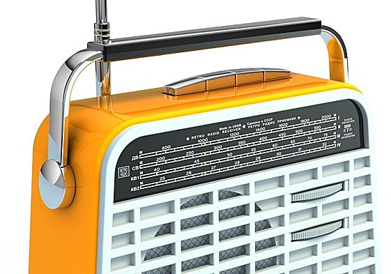 Un antiguo aparato de radio.