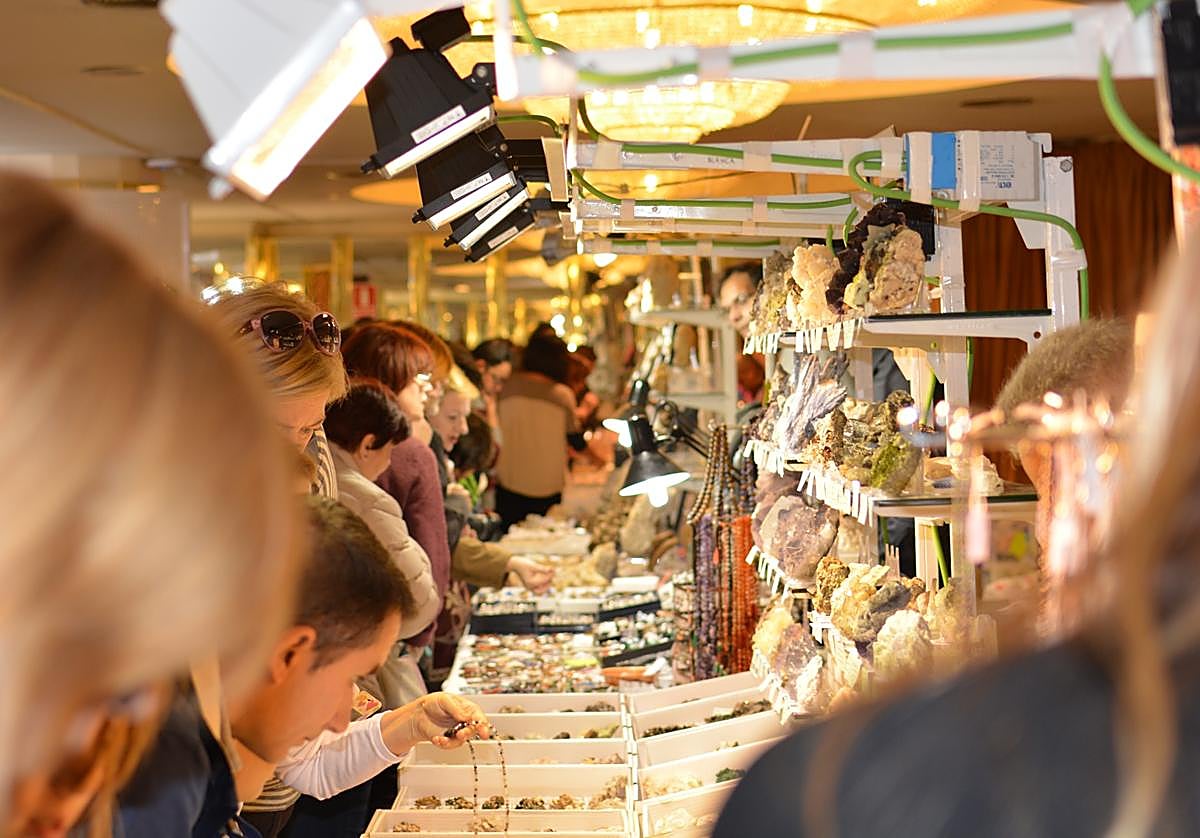 Exposición de minerales en una edición pasada