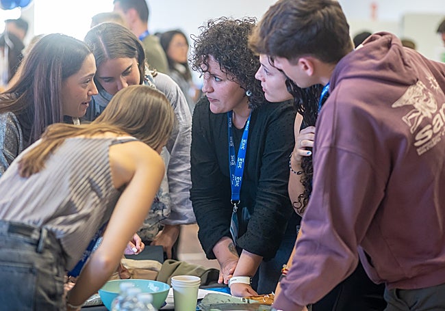 Las actividades del proyecto DEC forman parte del calendario académico de los grados.