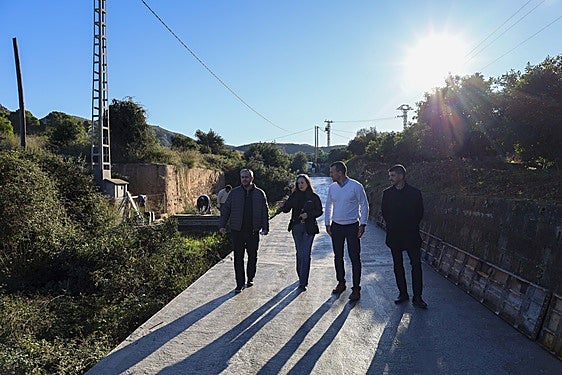 Visita a unas obras de recuperación.