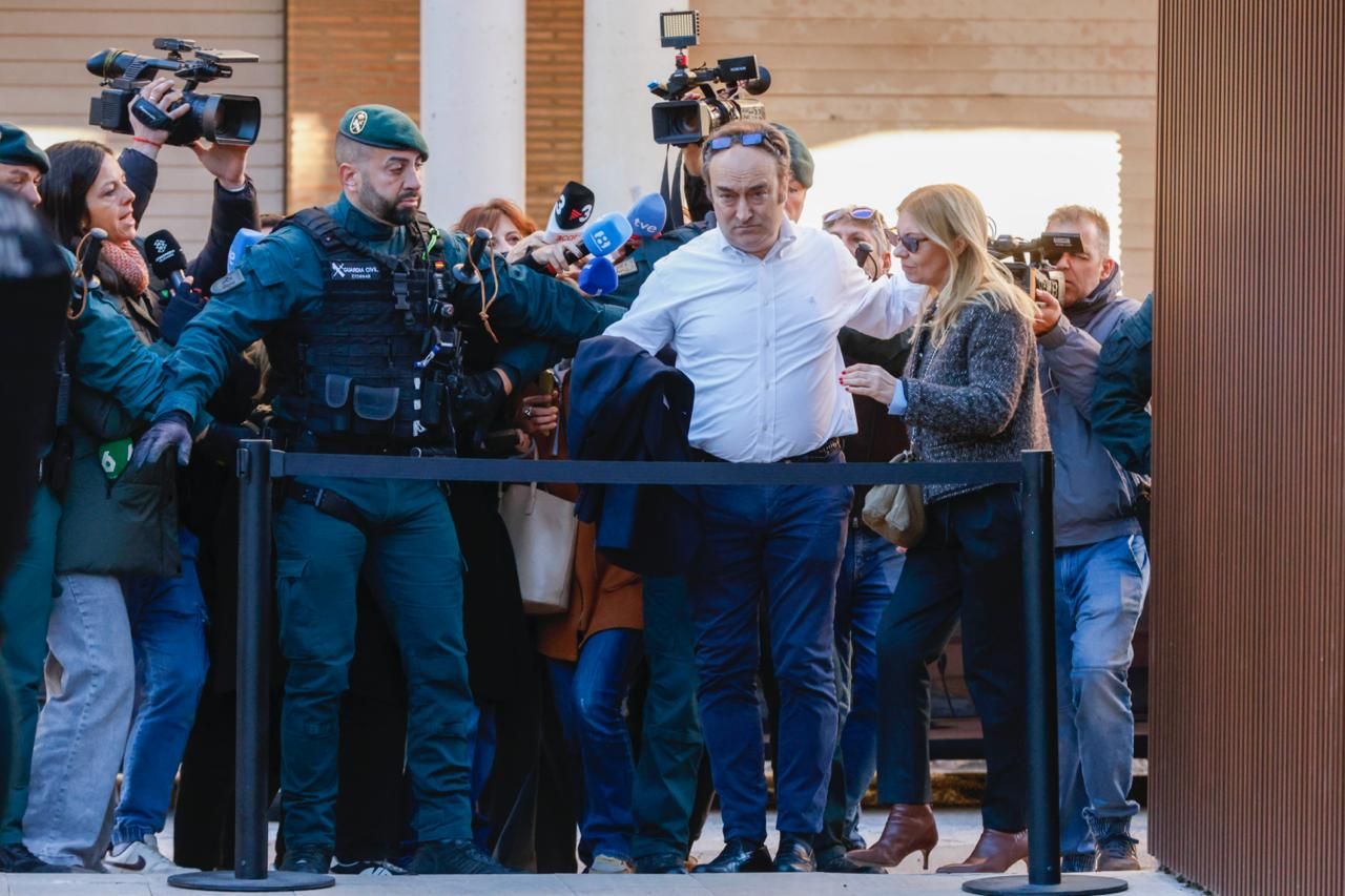 El dueño de El Ventorro y Pérez Llorca declaran en el juzgado de Catarroja