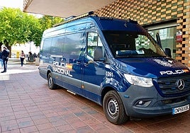 Un vehículo de la Policía Nacional.