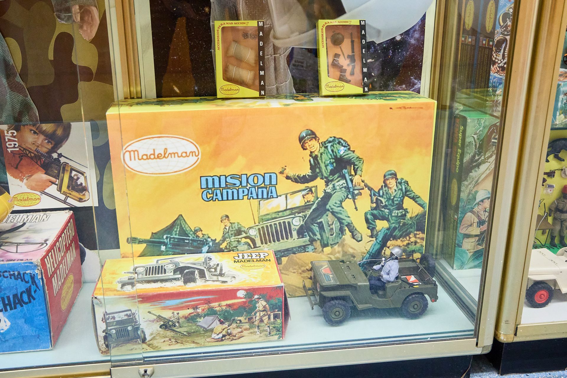 FOTOS | Así es la colección del guardián valenciano de los Madelman