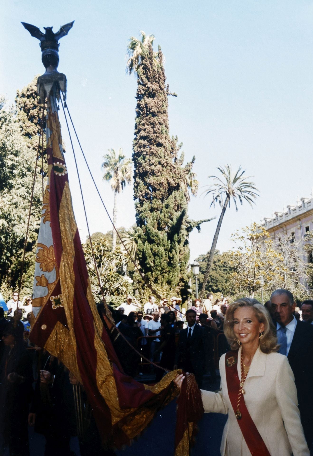 Mayrén en la vida pública, del chófer Eduardo Zaplana al final de Rita Barberá