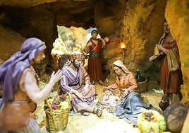 Nacimiento del Salón de Cristal del Ayuntamiento de Valencia instalado en las Navidades de 2024.