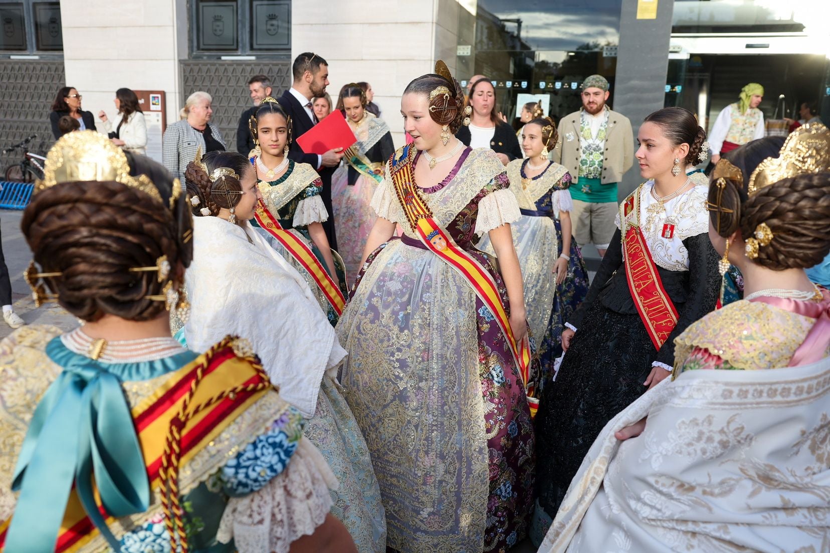 Así ha sido la visita de la fallera mayor infantil de Valencia a Burriana