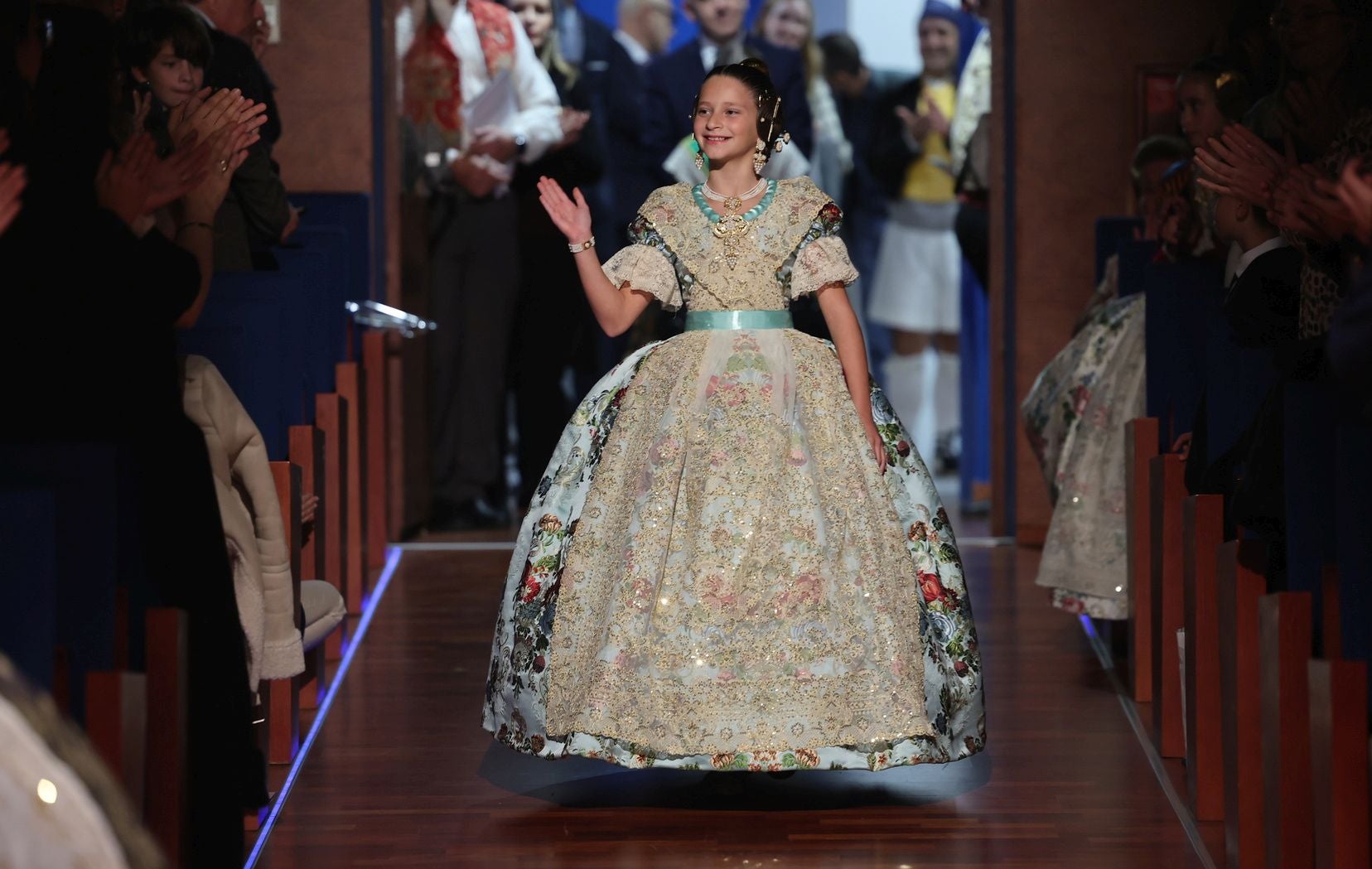 Así ha sido la visita de la fallera mayor infantil de Valencia a Burriana