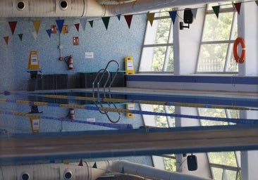 Las deficiencias de la piscina de Ayora provocan una nueva queja de 170 usuarios al Ayuntamiento de Valencia