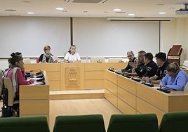 Reunión de las áreas de Educación y Bienestar Social con Policía Local y Guardia Civil.
