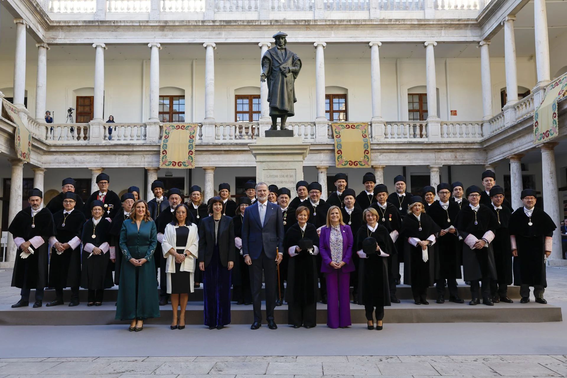 El Rey preside en Valencia el acto de apertura del curso universitario