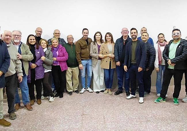 Foto de familia tras la asamblea celebrada el lunes.