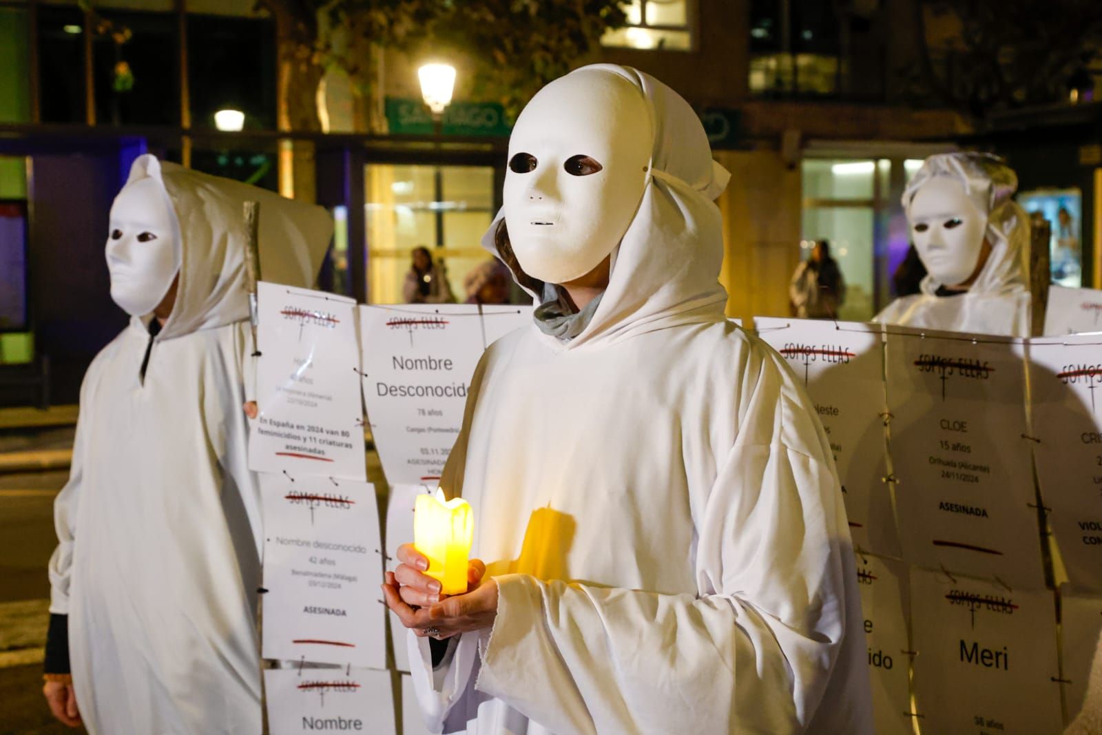 FOTOS | Manifestación por el 25N en Valencia