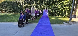 Acto celebrado en memoria de las víctimas de violencia machista en el Cementerio.