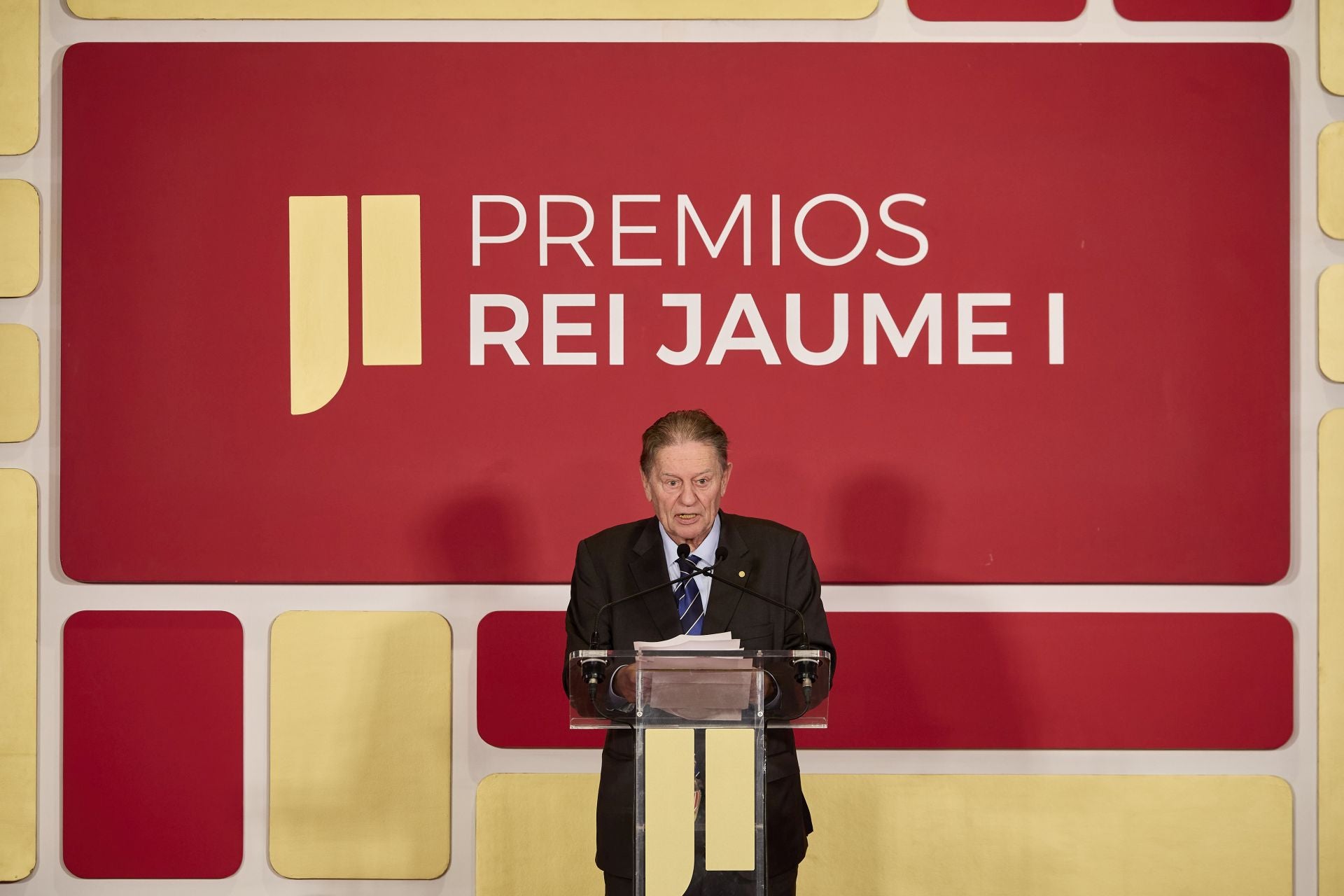 Fotos de la entrega de premios de los Jaume I en la Lonja de Valencia