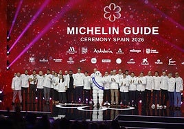 Los 25 restaurantes que obtienen su primera Estrella, sobre el escenario.