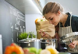 Para adelgazar de forma efectiva es necesario combinar varios factores.