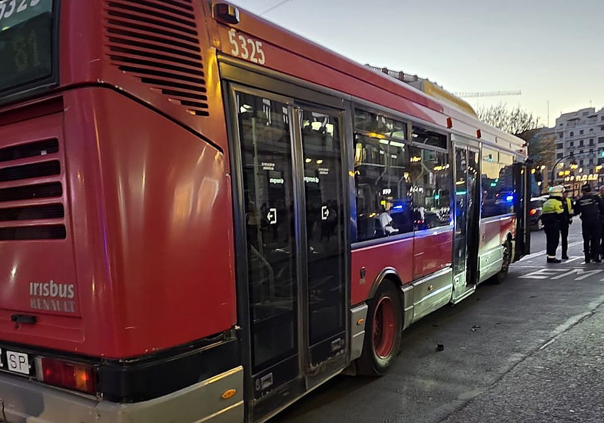 Imagen de archivo de un autobús de la EMT.
