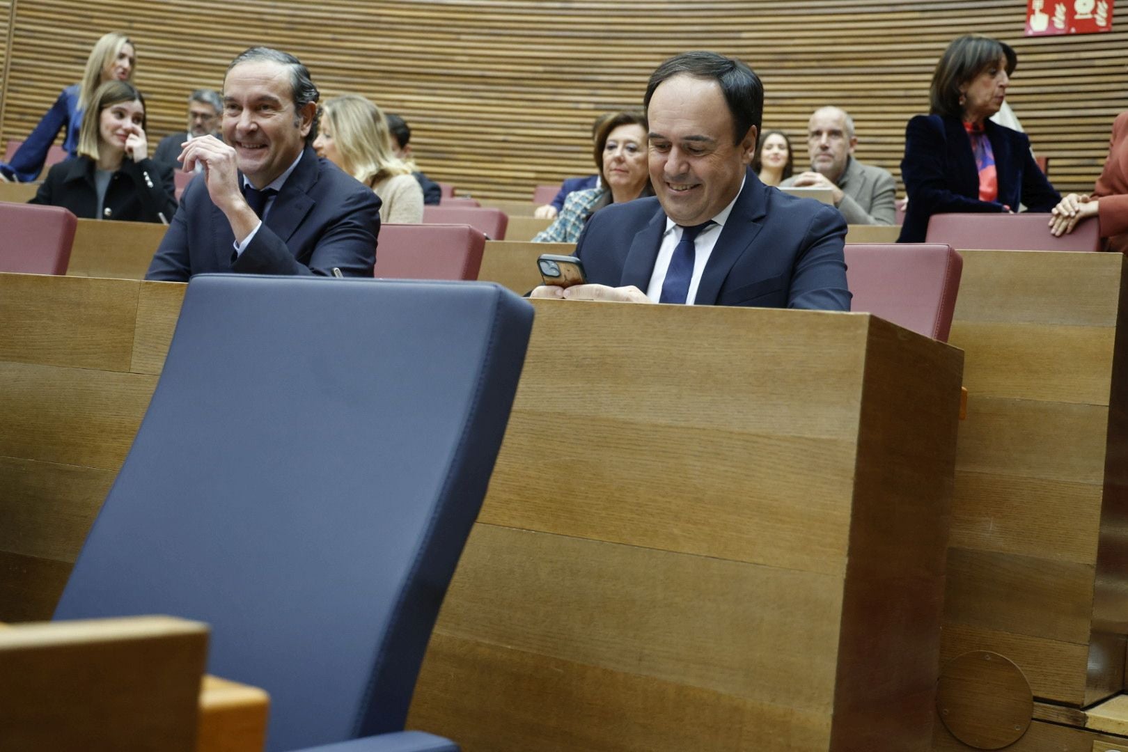 Fotos del debate de investidura de Juanfran Pérez Llorca como presidente de la Generalitat