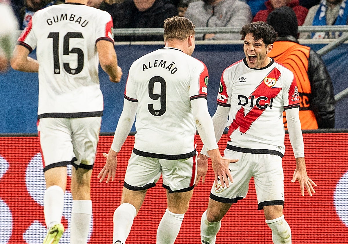 Fran Pérez celebra un gol en el último partido de Europa League.