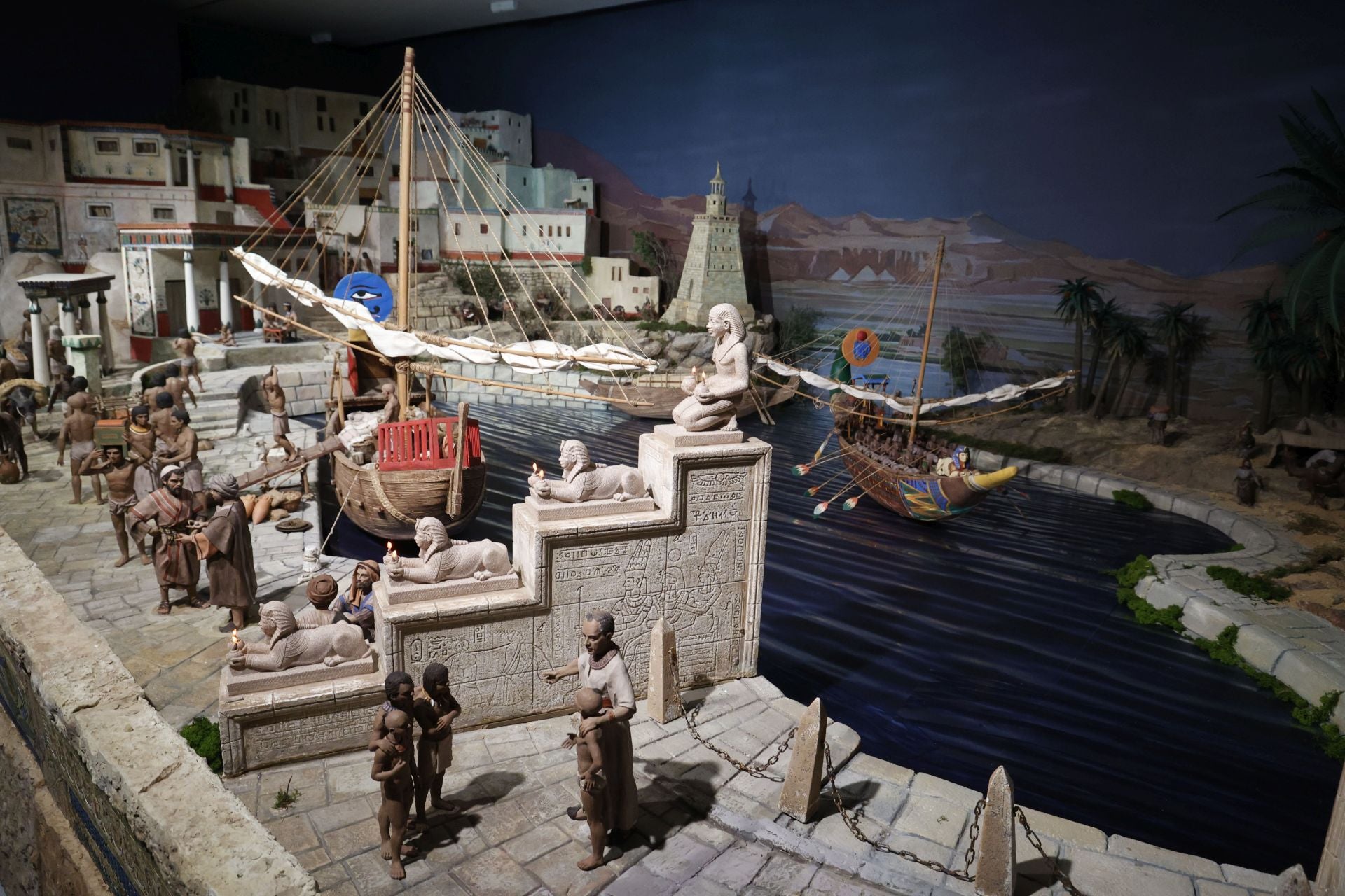 El belen de Bancaja con más de mil figuras de barro restauradas abre casi 20 años después