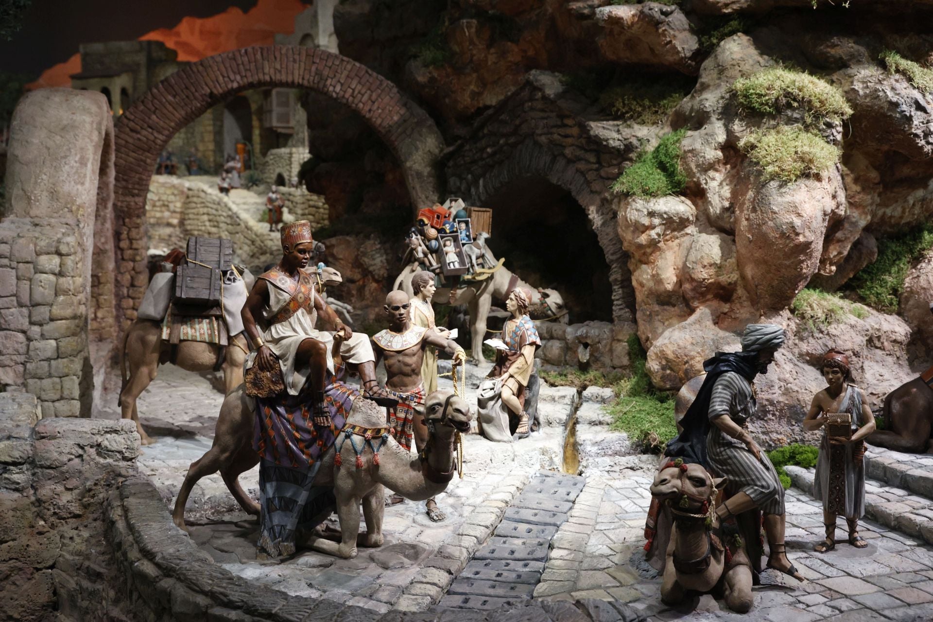 El belen de Bancaja con más de mil figuras de barro restauradas abre casi 20 años después