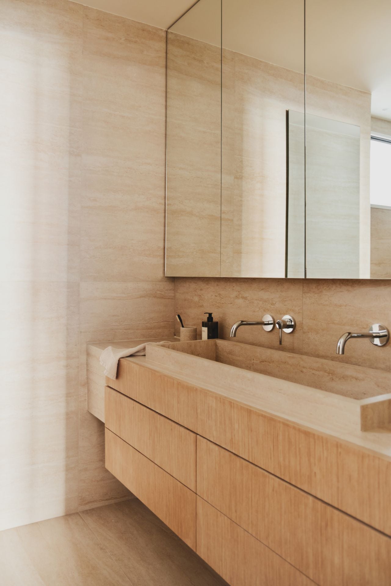 Una casa que conecta Valencia con Colombia a través de Sigfrido Serra