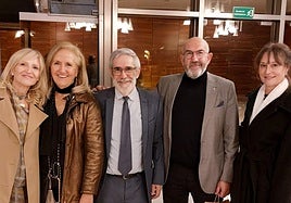 El presidente de la asociación Viktor E. Frankl, José Luis Guinot, y Vicente García, en la cena benéfica.