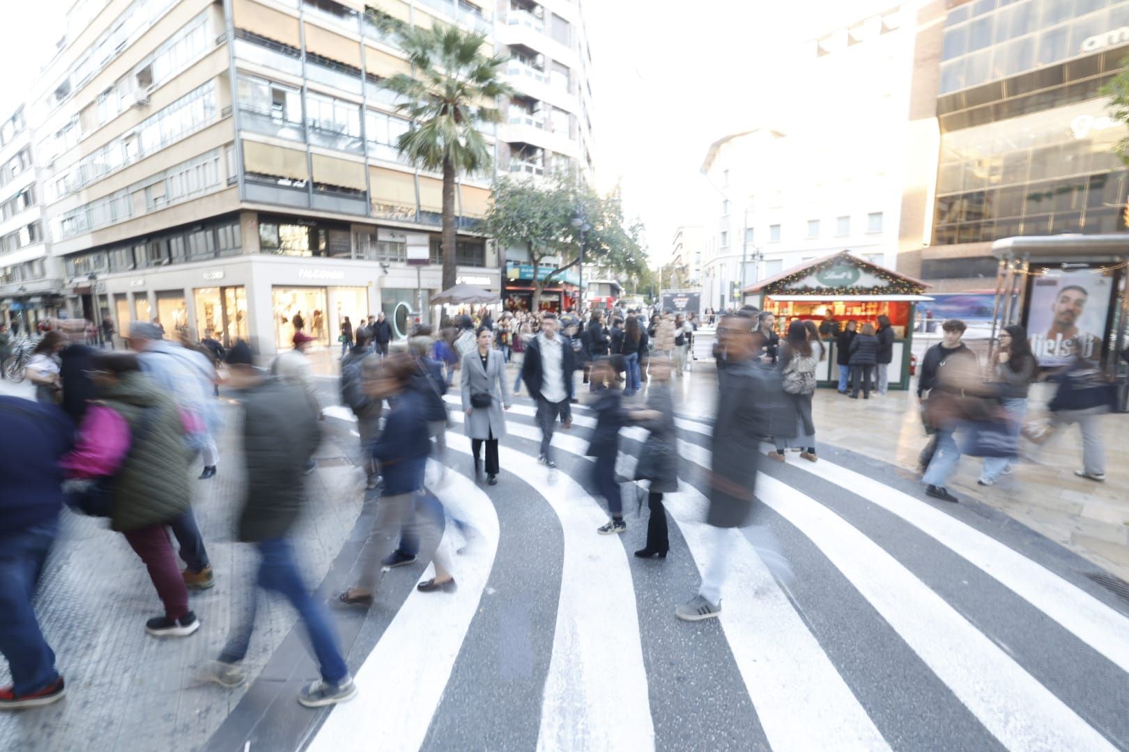 La fiebre por el Black friday en Valencia