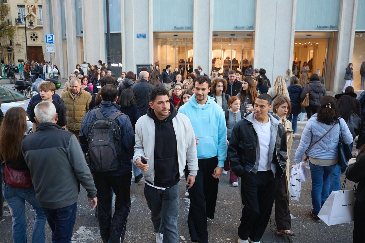 La fiebre por el Black friday en Valencia