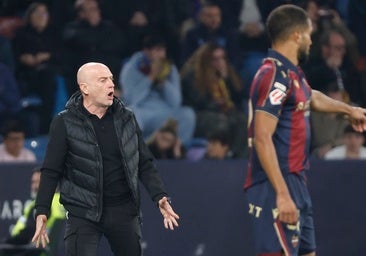 Los primeros pitos de la temporada invaden el Ciutat de Valencia