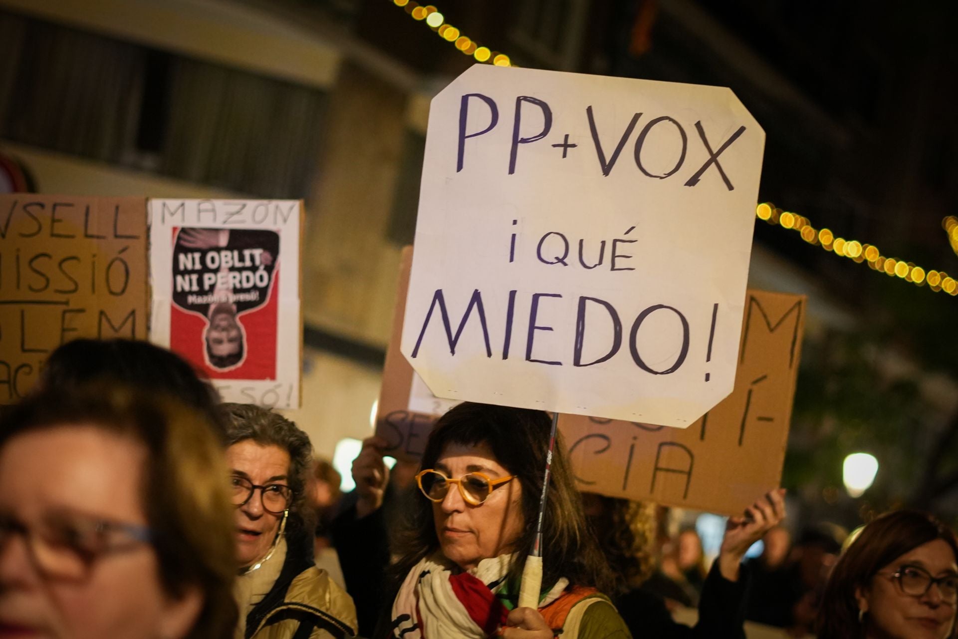 Las víctimas de la dana salen de nuevo a la calle tras la dimisión de Mazón