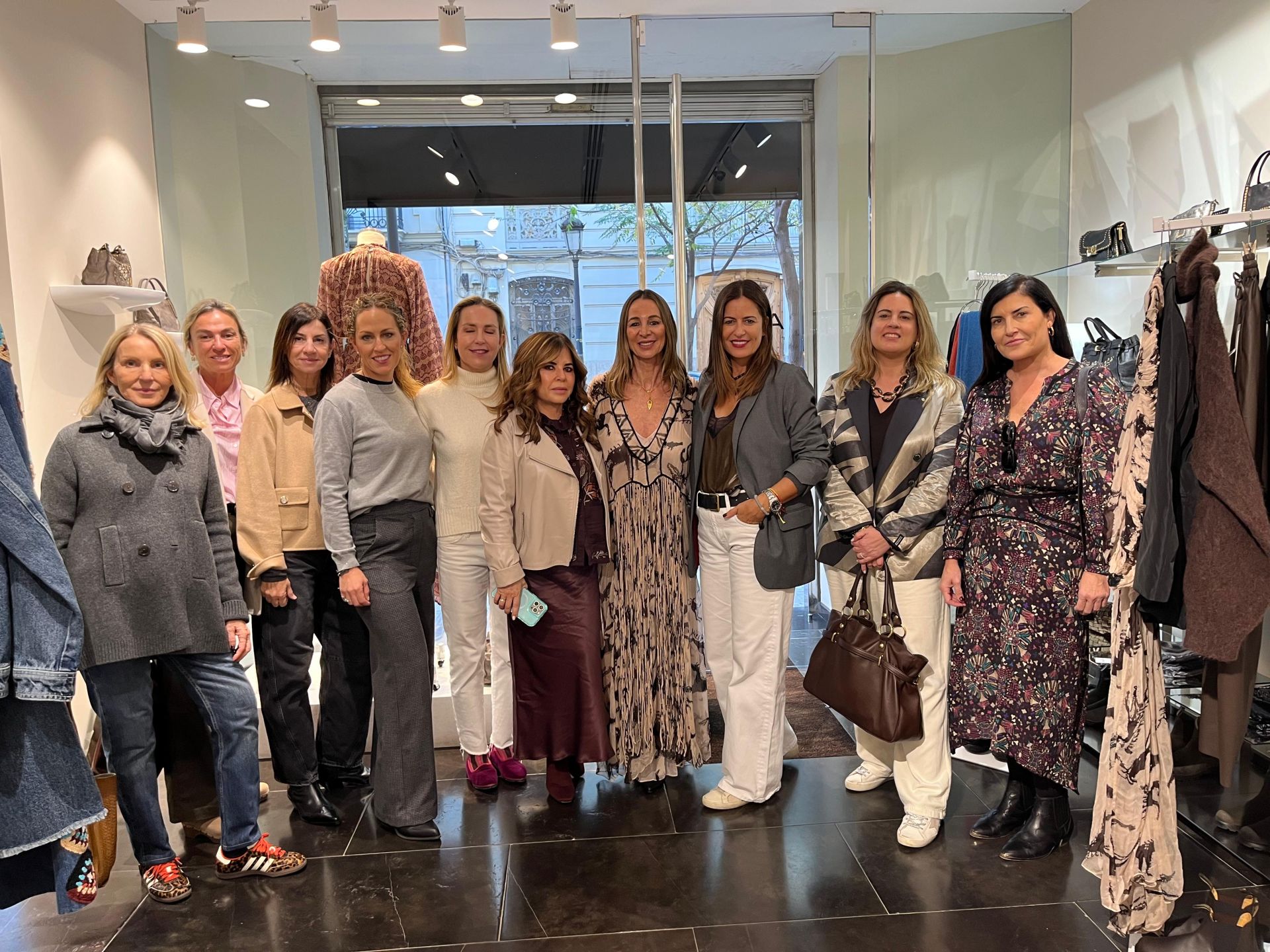 Cristina López, Mariajo Piqueres, Olga Ferrandis, Cristina Bayona, Natalia de La Vega, Alejandra Montaner, María José Carceller, Esmeralda Pardo y Noelia de Medicis.