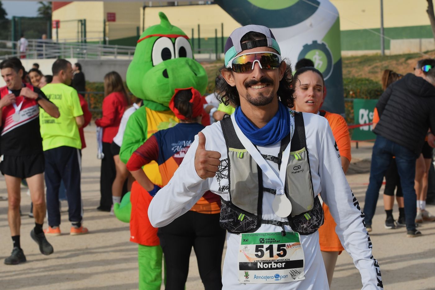 Búscate en la carrera dels Dinosauris en Moncada