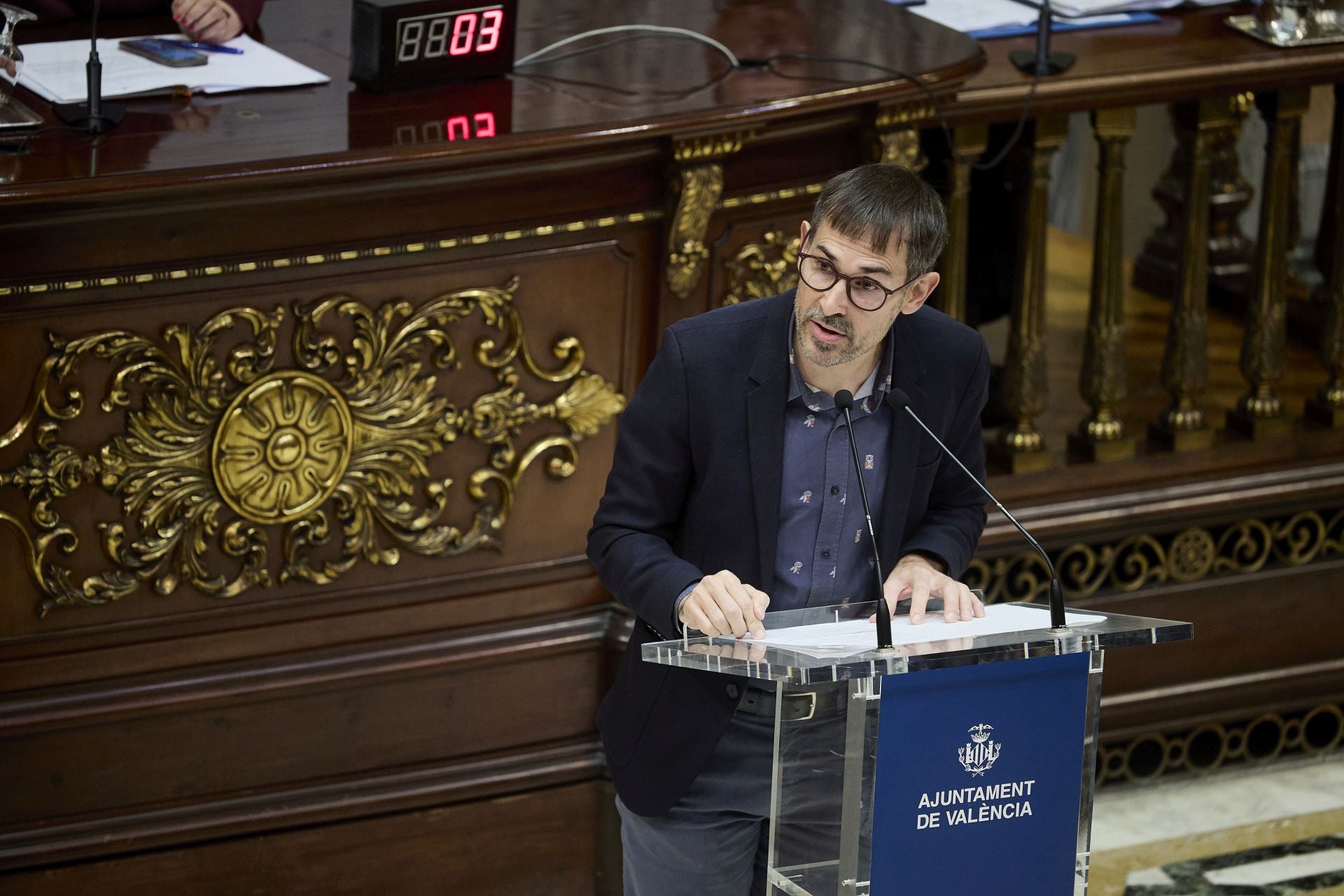 Pleno del Ayuntamiento de Valencia para debatir la implantación de la zona de bajas emisiones