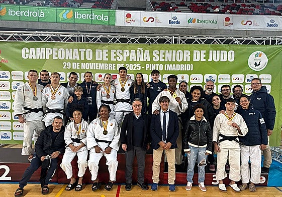 La Federación Valenciana de Judo en el podio del Campeonato de España.