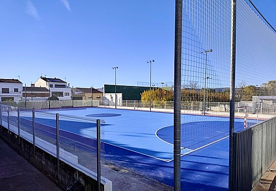 La pista de futbito renovada.