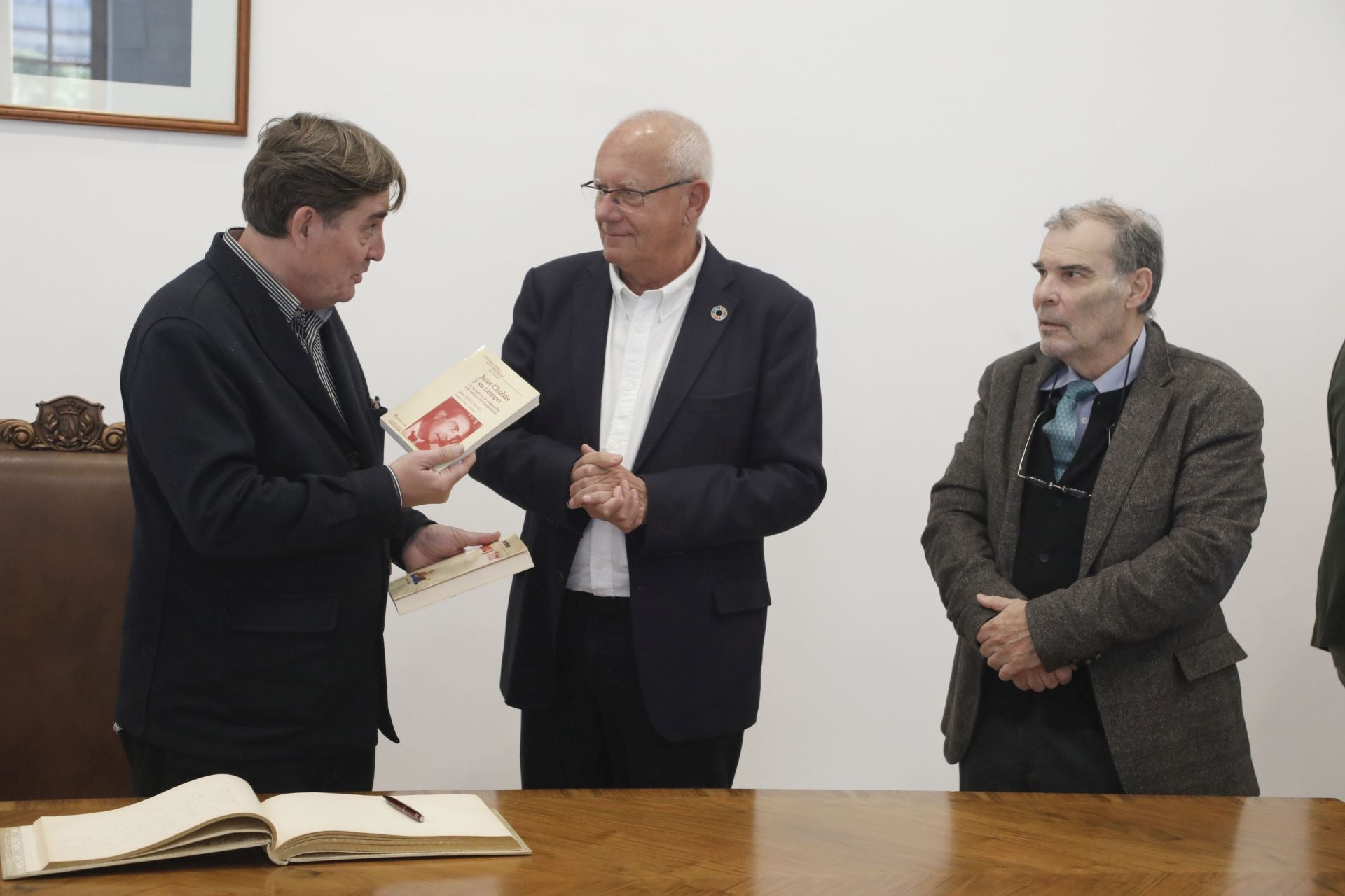Imagen secundaria 1 - Dénia reivindica a Juan Chabás, uno de los olvidados de la generación del 27