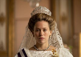 Kimberley Tell, como María Eugenia de Battenberg.