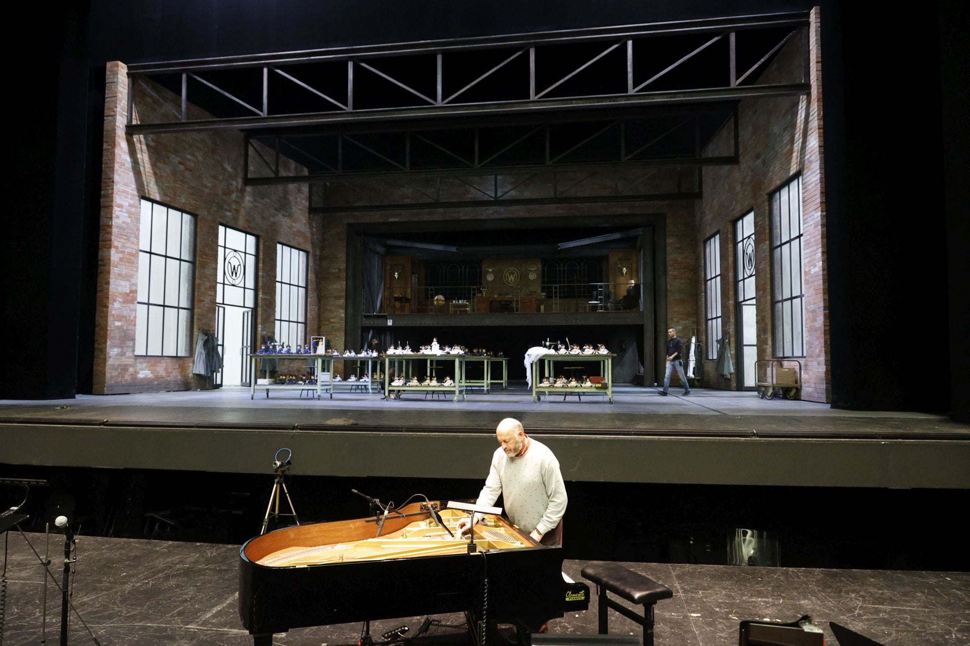 Todo listo para el estreno de &#039;Luisa Miller&#039; en Les Arts