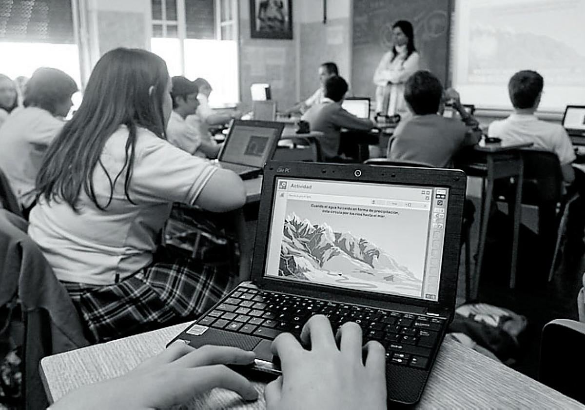 Con la IA jugarán al tute en clase