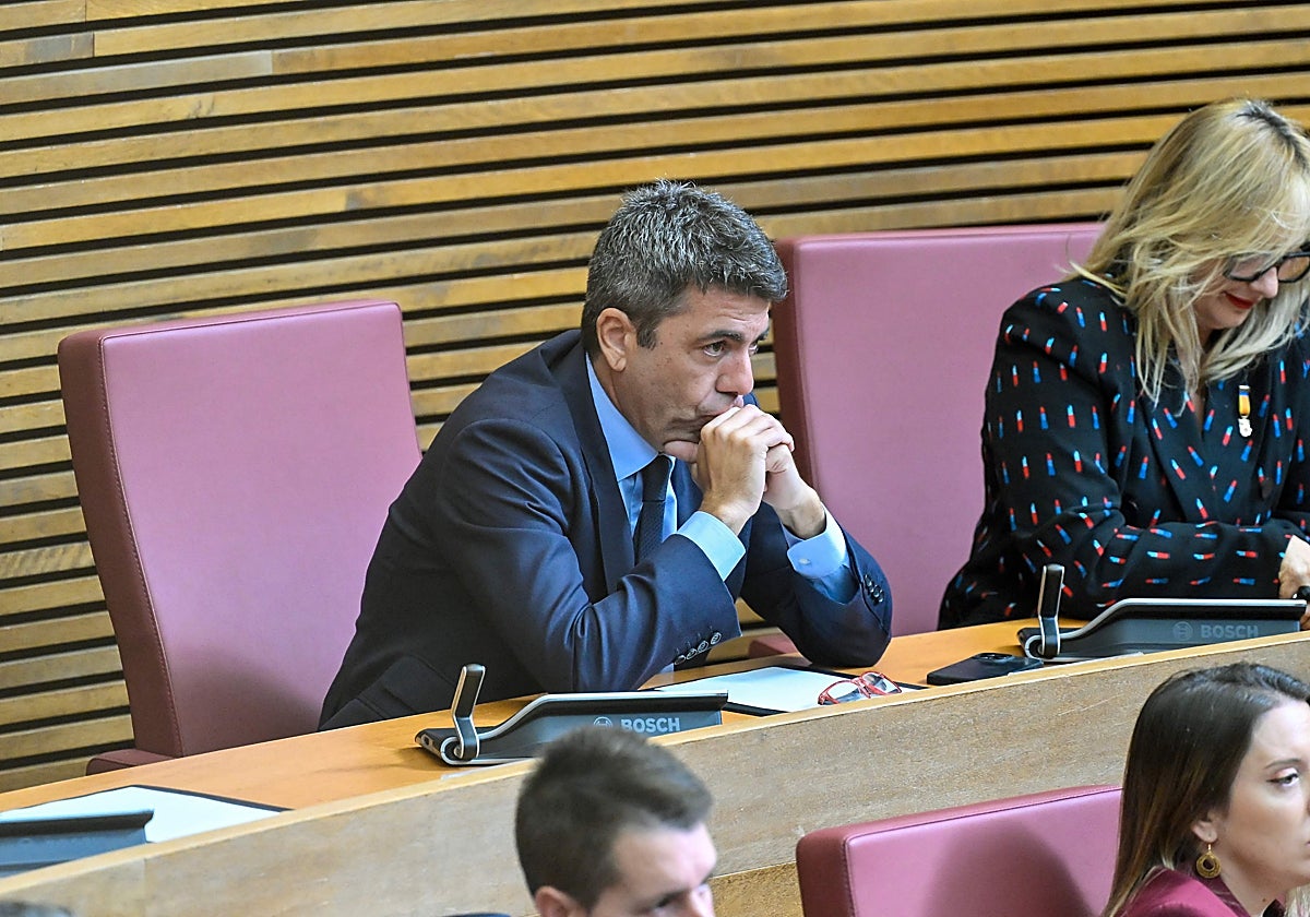 La intrahistoria del plus de Mazón: ¿por qué cobra como diputado 8.879 euros al año?