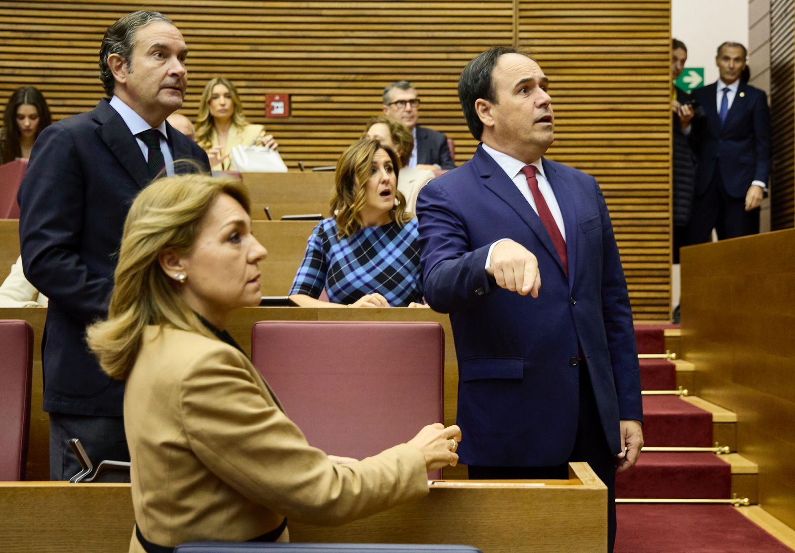 Fotos de la toma de posesión de Pérez Llorca como president de la Generalitat