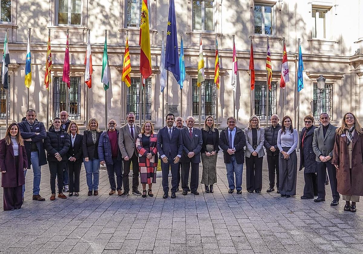 El Senado reconoce a Paterna como 'Ciutat del Foc' por unanimidad