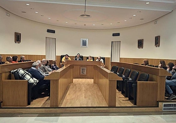 Reunión del alcalde Sagredo con las entidades vecinales.