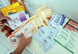 Así se cobra una papeleta premiada de la Lotería de Navidad