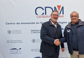 Patrick Reynés y Carlos Torrado formalizan el acuerdo.