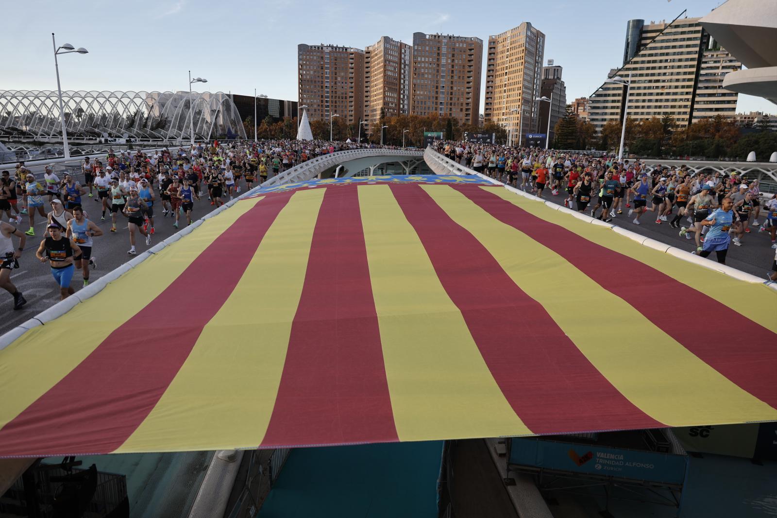 Fotos de la salida del Maratón de Valencia